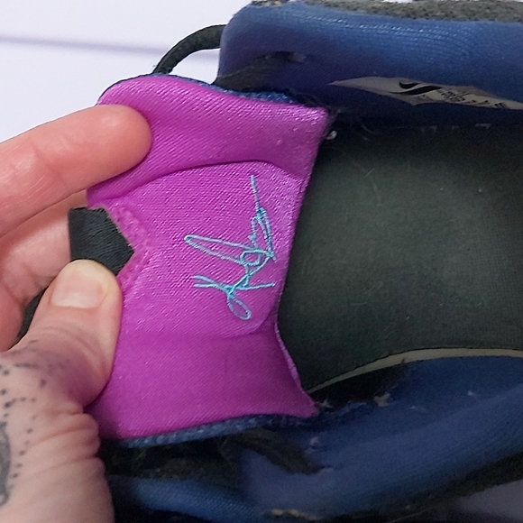 Kyrie irving - Picture 4 of 5